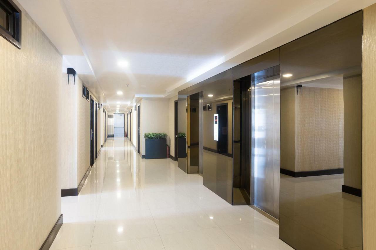 Anika Suites Cebu Exterior foto